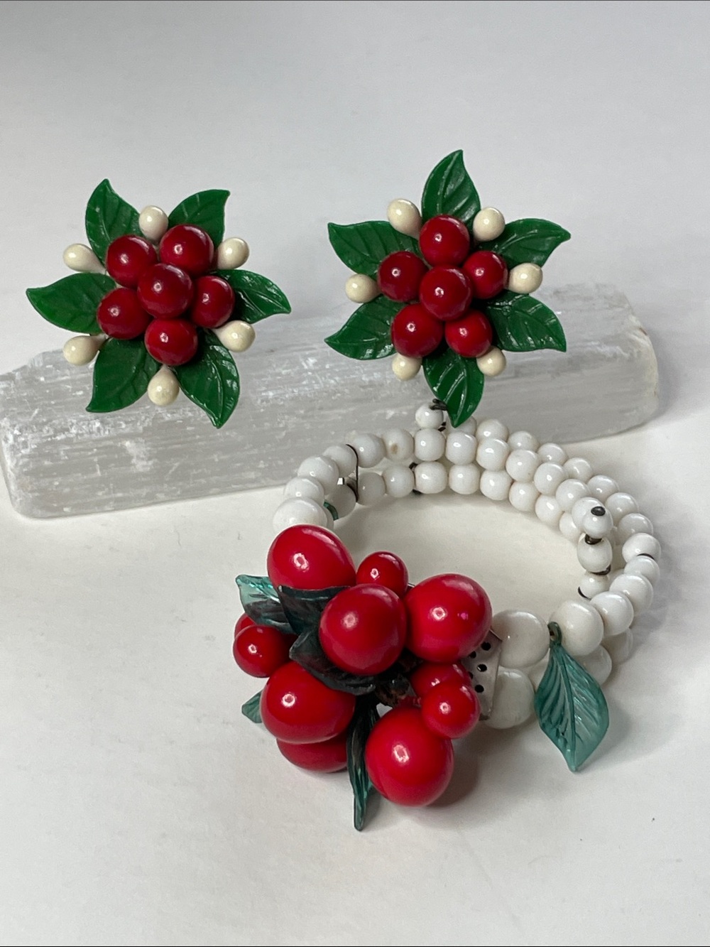 Vintage White Beaded Coil Bracelet Red Berry Beads Matching Screw Back Earrings
